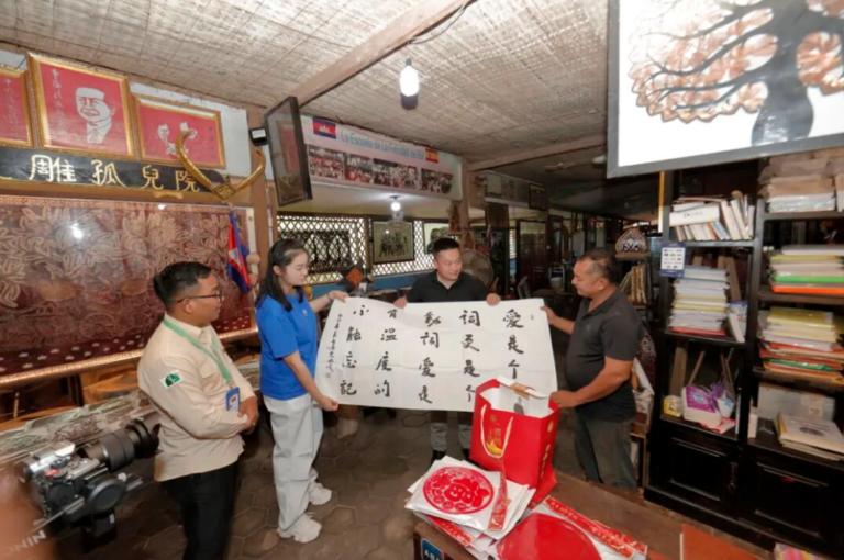A Documentary Retrospective of the “Silk Road Blossoms: Shaanxi Meets Siem Reap” International Exchange Photography Delegation